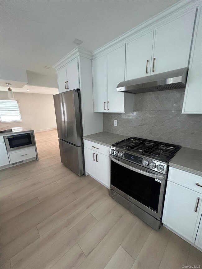 Building Photo - 6 Park Pl