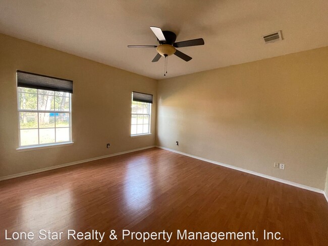 Building Photo - 3 br, 2 bath House - 596 Rocking C Dr