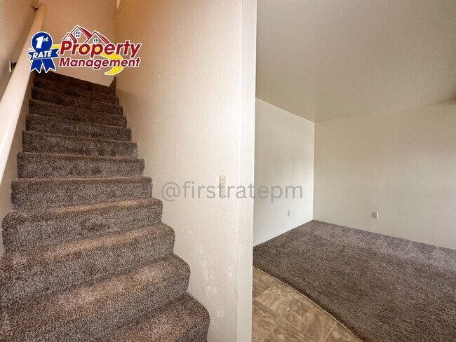 Building Photo - 1680 N Phillippi St
