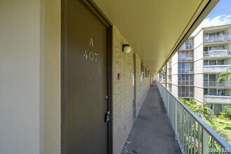 Building Photo - $2,600 / 2br - 2 Bed 1 Bath Condo In Valleyview Melemanu