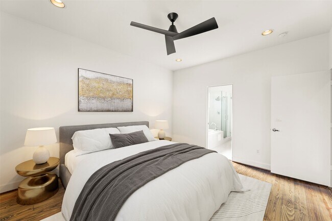 Building Photo - 1524 Blodgett St