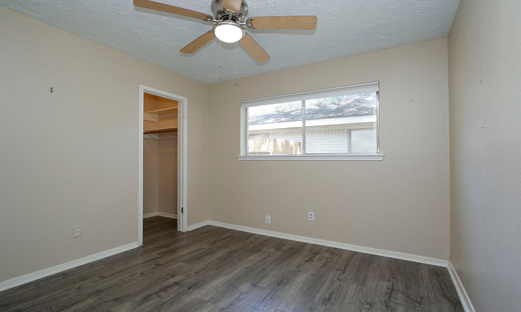 Building Photo - 21306 Park Run Drive