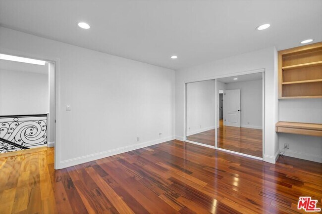 Building Photo - 1561 3rd St