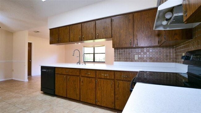 Building Photo - 10960 Echo Loop