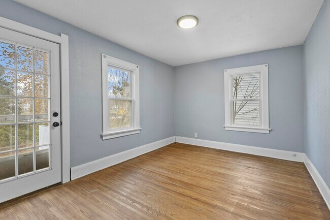 Building Photo - 1369 Wildwood Rd