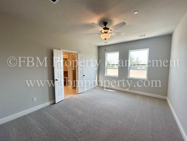Building Photo - 2133 Layla Dr