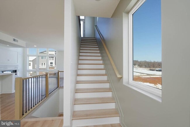 Building Photo - 710 Iron Frg Rd