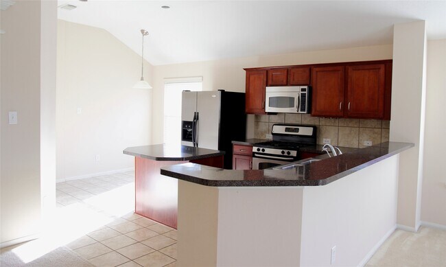 Building Photo - 1722 Lansing Cove Dr