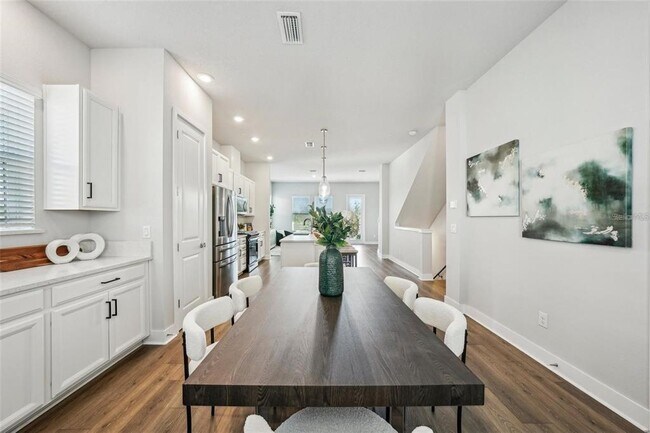 Building Photo - 2511 N Grady Ave