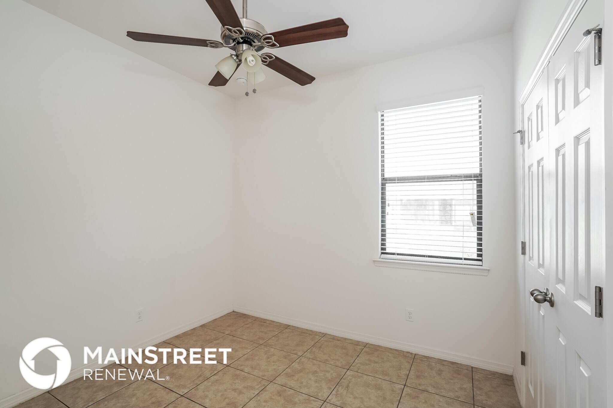Building Photo - 1107 SW 6th Ct