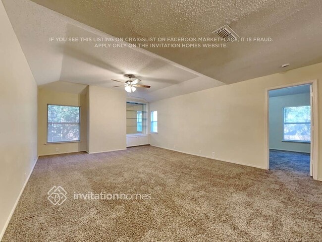 Building Photo - 1900 Fairhaven Ct