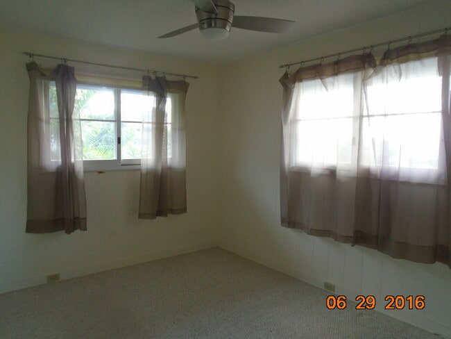 Building Photo - Pet Friendly Kailua House with Fenced Yard and A/C