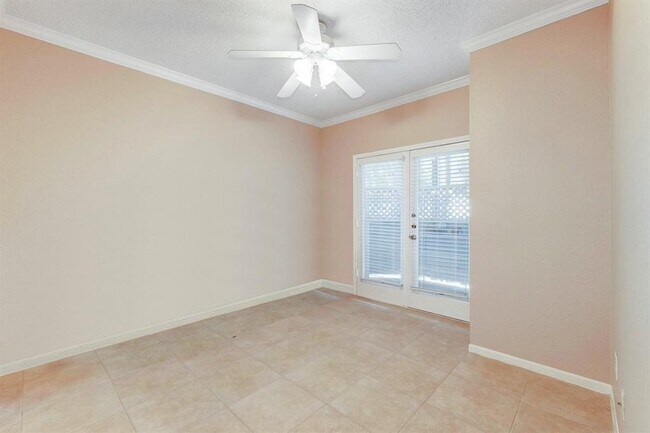 Building Photo - 3111 Tom Green St