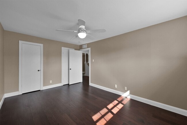 Building Photo - 416 Milwaukee St