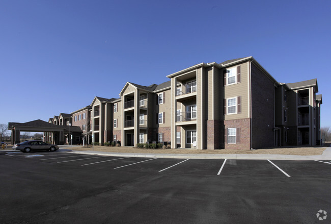 Building Photo - River Ridge Apartments