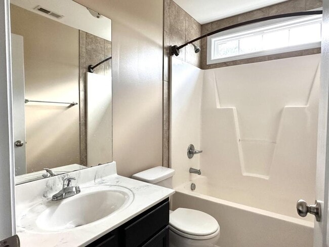 Building Photo - 3017 Cricket Rd