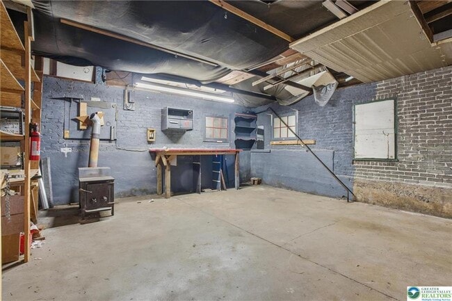 Building Photo - 1050 Delaware Ave