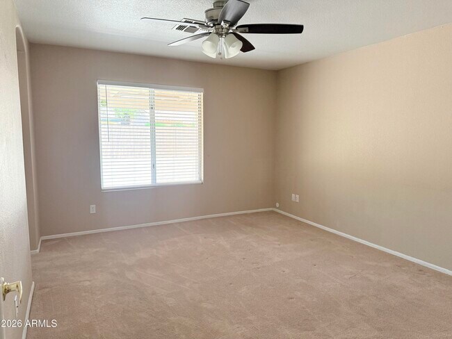 Building Photo - 4762 W Taro Dr