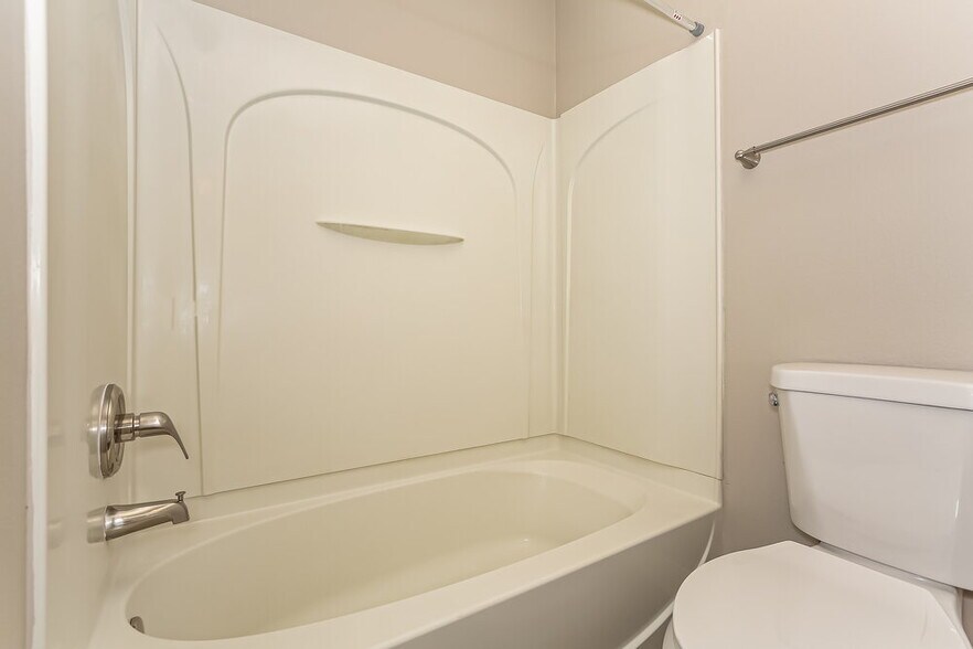 Building Photo - 6512 North Point Break St