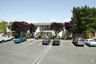 Building Photo - Dalewood Apartments