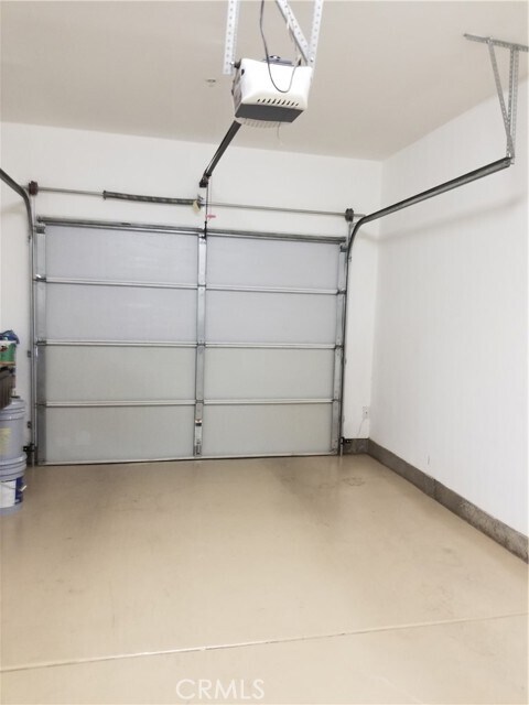 Building Photo - 850 E Palm Canyon Dr