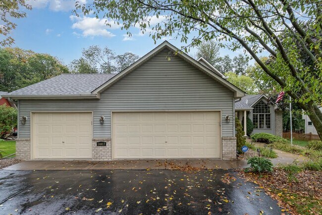 Building Photo - Beautiful Single Family home in Savage