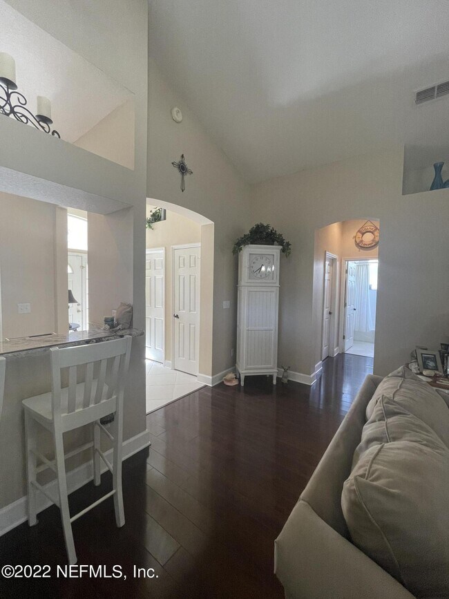 Building Photo - 204 Salt Grass Ct