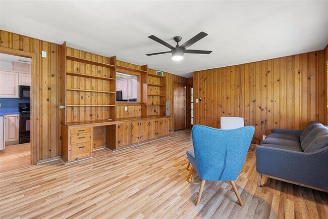 Building Photo - 1206 Larkwood Dr