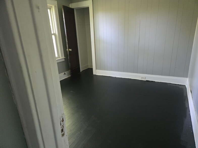 Building Photo - 404 Westmoreland Ave