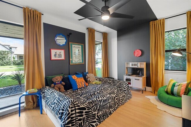Building Photo - 8537 Panatella Dr