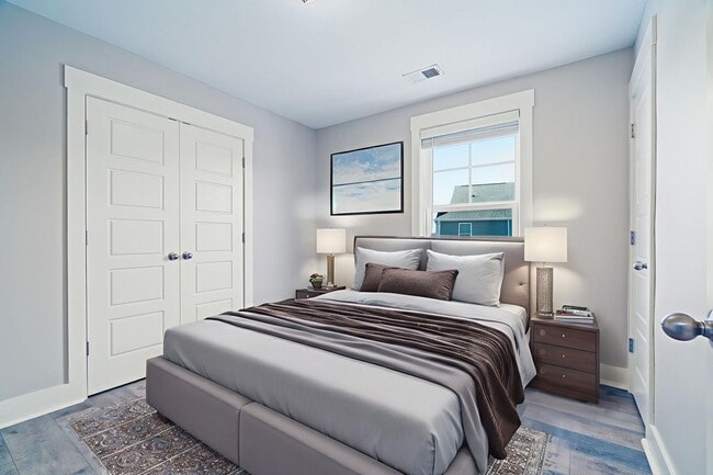 Building Photo - Peaceful Park Circle Retreat