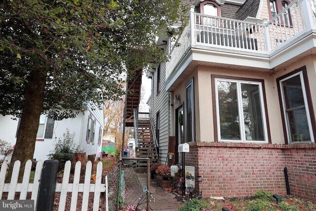 Building Photo - 804 Rancocas Ave