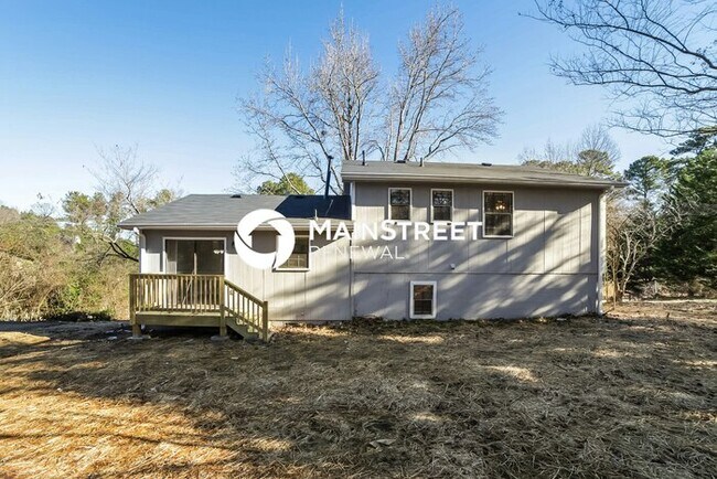 Building Photo - 4 Bedroom Pet-Friendly Home in Conley, GA with Main Street Renewal
