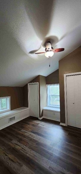 Building Photo - 6835 Purvis Ln