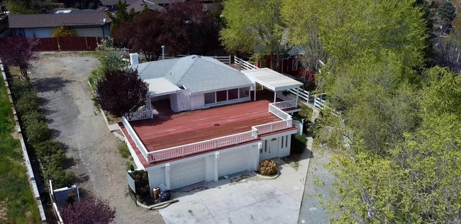 Primary Photo - 1185 Webster Way