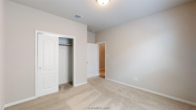 Building Photo - 6335 Spartan Dr