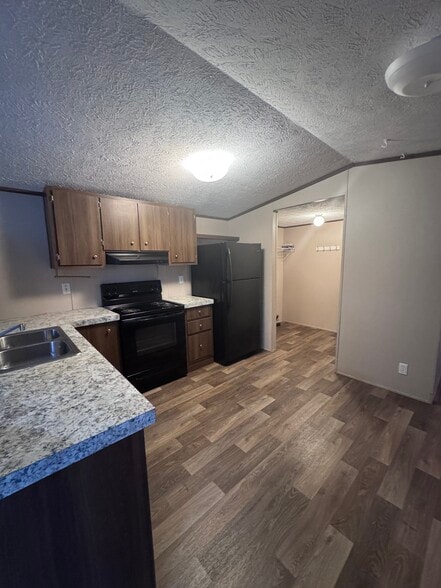 Building Photo - 138 Loyalty Ln