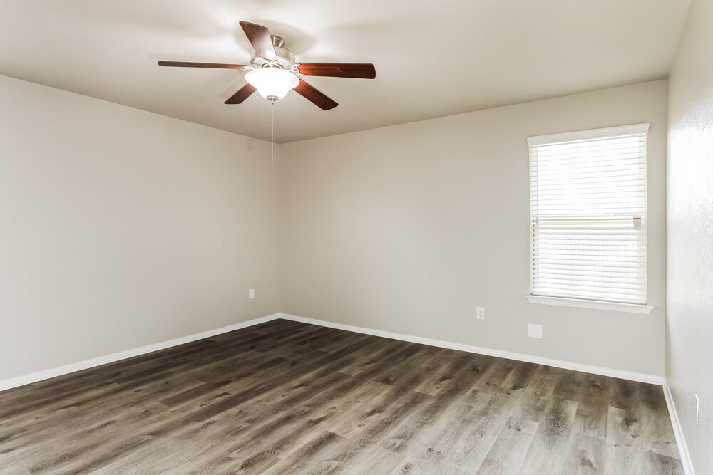 Building Photo - 3215 Pedernales Dr