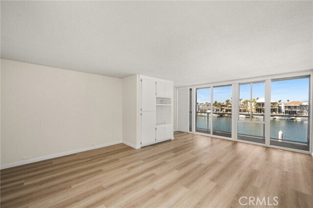 Building Photo - 3965 Aladdin Dr