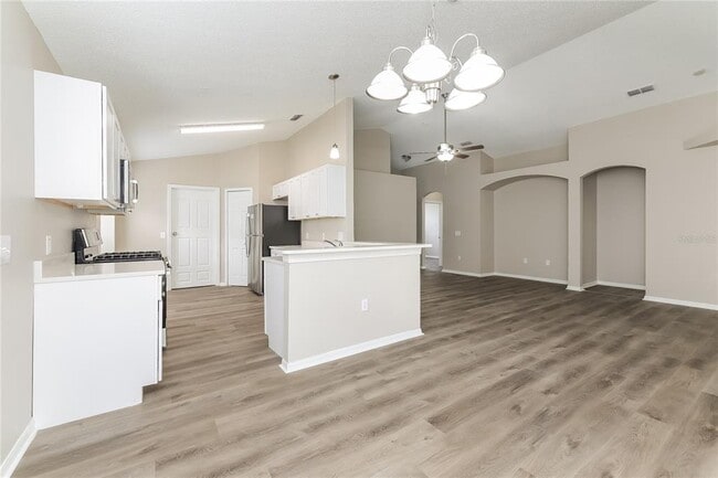 Building Photo - 107 Richmar Ave