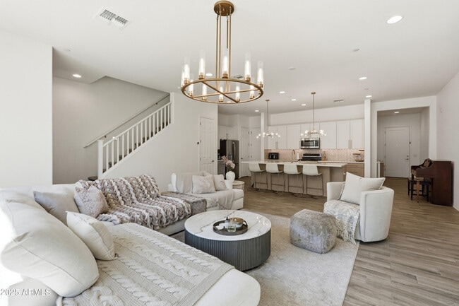 Building Photo - 1973 W Kinfield Trail