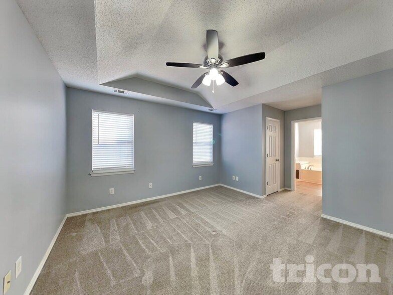 Building Photo - 85 Brandon Dr