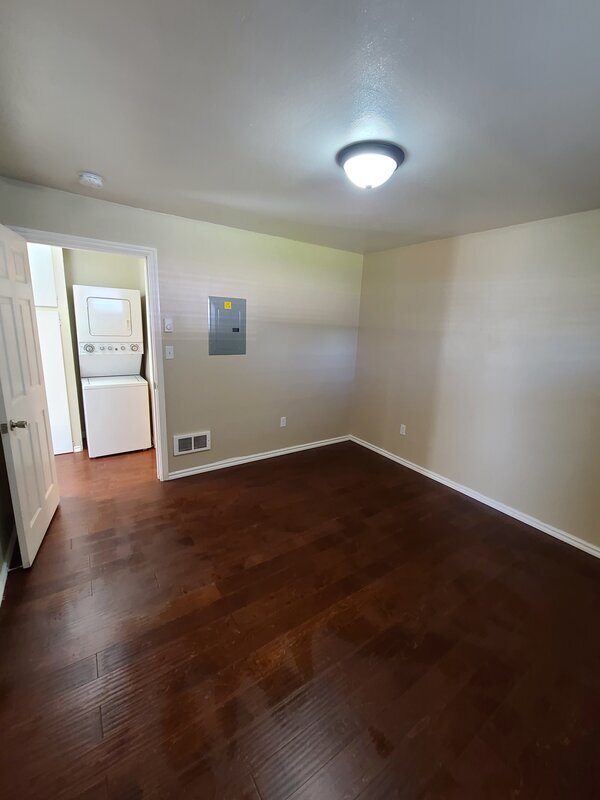 Building Photo - 15108 Washington Ave SW