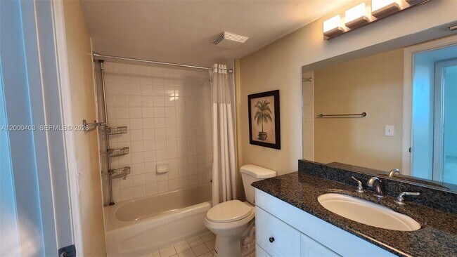 Building Photo - 3000 Coral Wy