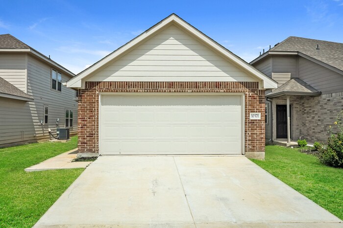 Primary Photo - 10371 Clearwater Wy