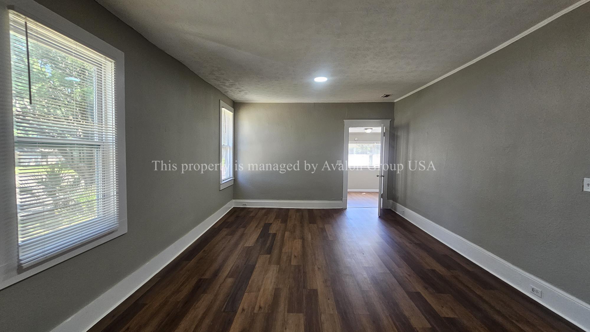 Building Photo - 6510 Avalon St