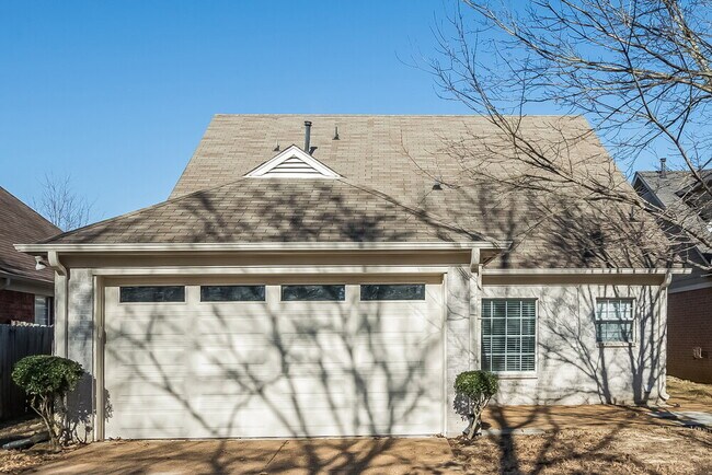 Building Photo - 8725 Macon Rd