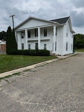 Building Photo - 203 Monroe St