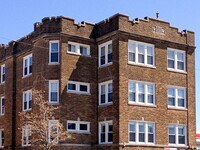 Building Photo - 4811 N Ashland Ave