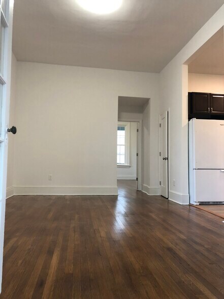 Building Photo - 361 Belleville Ave